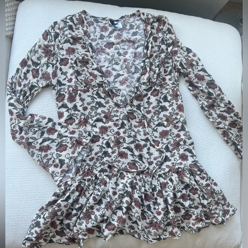 H&M Floral V-Neck Long Sleeve Dress in Cream and Brown